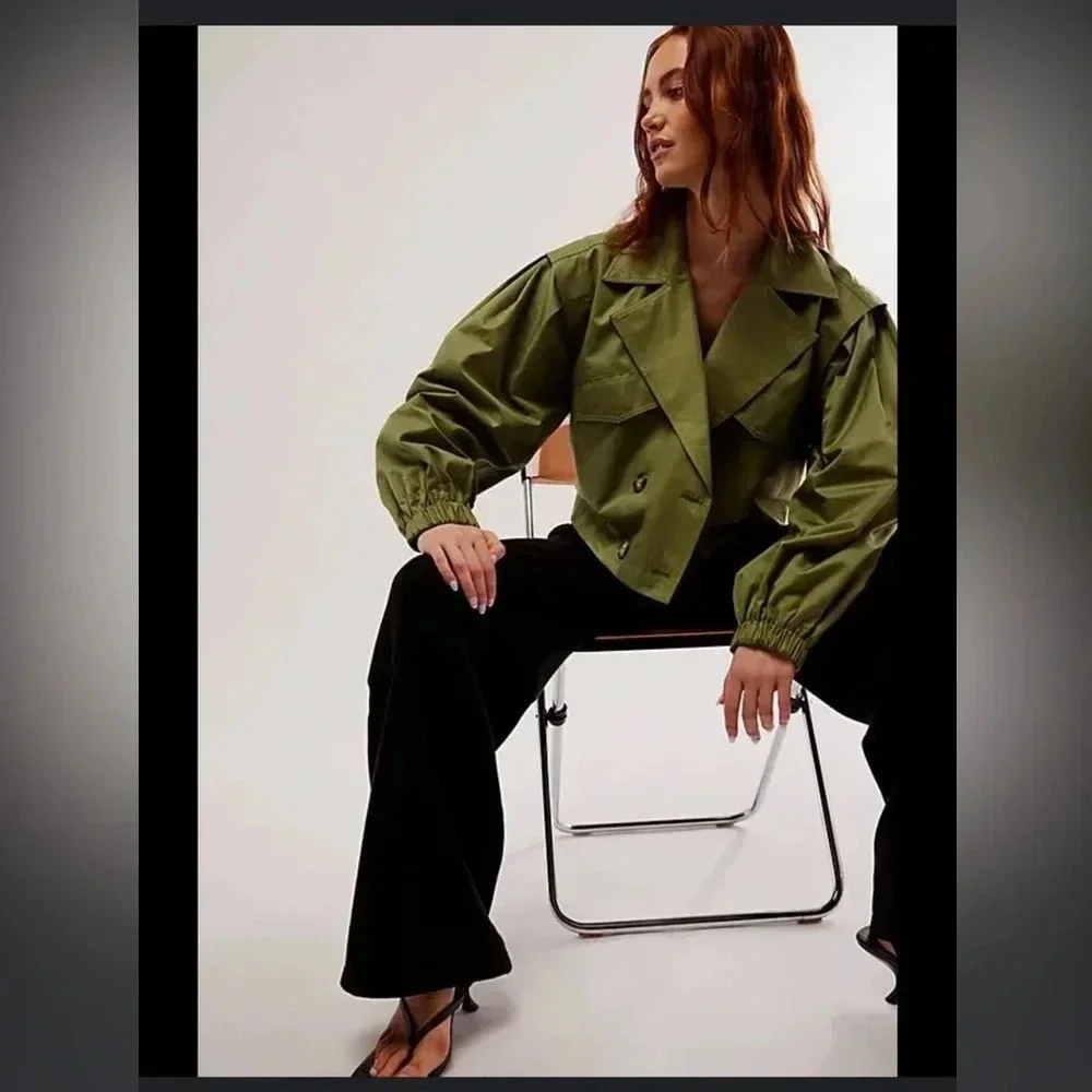 NWOT Free People Looking Glass Cropped Trench Coat in Loden color Small